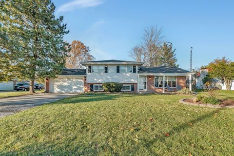 Photo of 24055 S Lakeview Drive, Minooka, IL 60447 (MLS # 12517008)