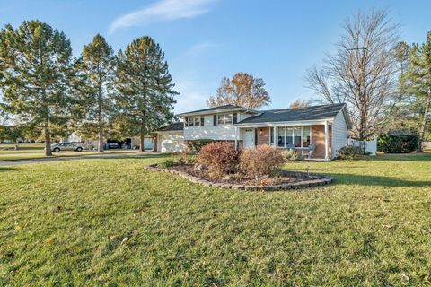 Tiny photo for 24055 S Lakeview Drive, Minooka, IL 60447 (MLS # 12517008)