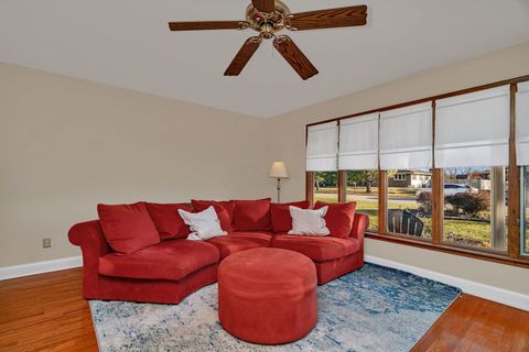 Tiny photo for 24055 S Lakeview Drive, Minooka, IL 60447 (MLS # 12517008)