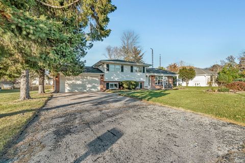 Tiny photo for 24055 S Lakeview Drive, Minooka, IL 60447 (MLS # 12517008)