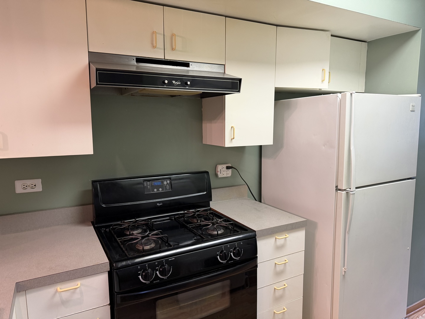 727 S ASHLAND Avenue C