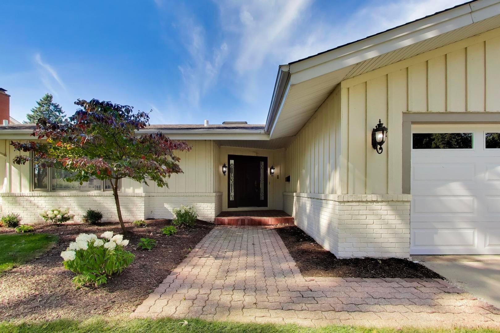 1117 Summit Hills Lane