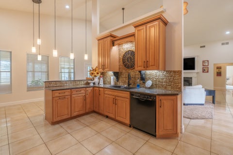 Tiny photo for 14323 N Manhattan Lane, Mt Vernon, IL 62864 (MLS # 12764903)