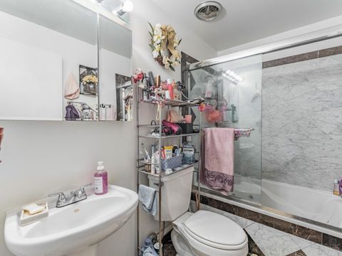 Tiny photo for 5331 N Delphia Avenue #331e, Chicago, IL 60656 (MLS # 12596118)