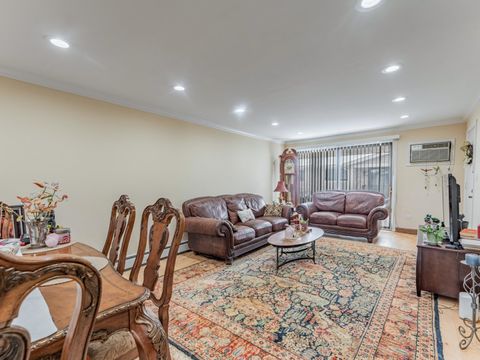 Tiny photo for 5331 N Delphia Avenue #331e, Chicago, IL 60656 (MLS # 12596118)