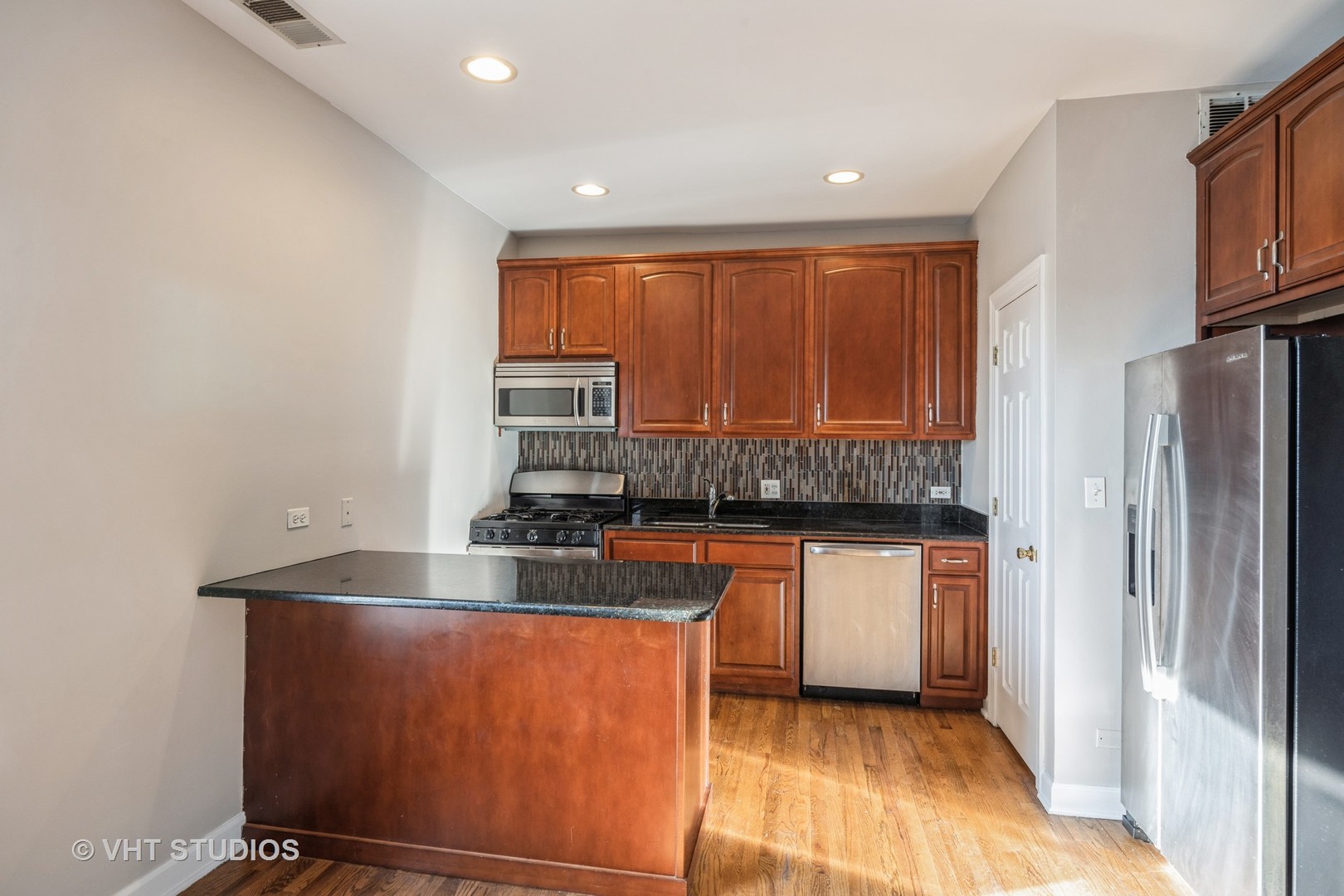 6324 S Kimbark Avenue 403