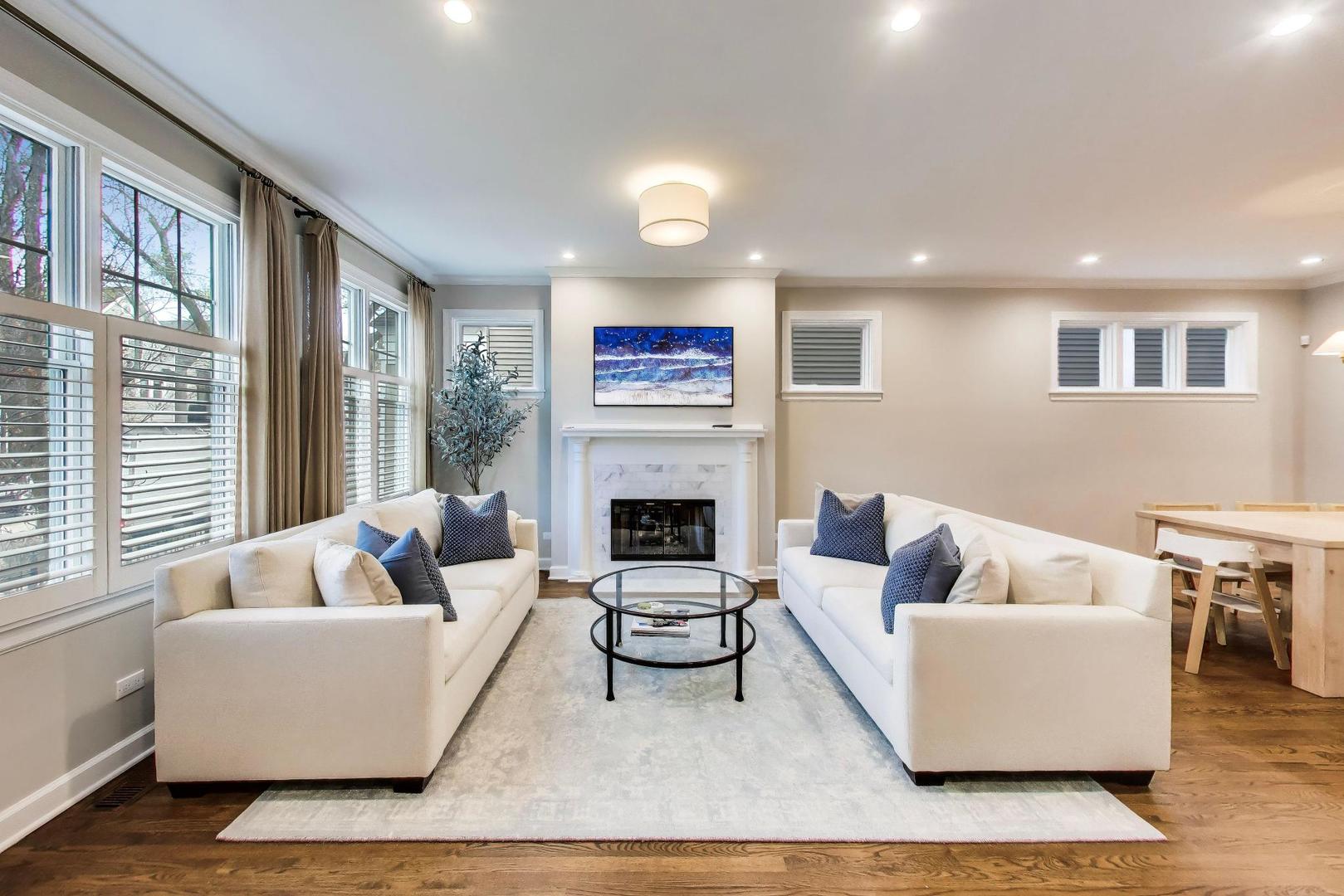 2720 N Magnolia Avenue