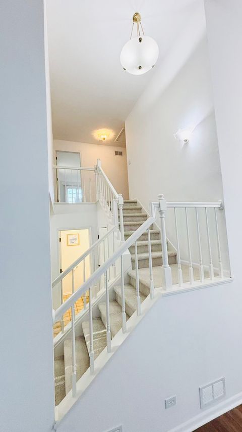 Tiny photo for 694 Monroe Drive, Lindenhurst, IL 60046 (MLS # 12484760)