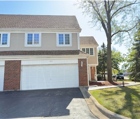 Tiny photo for 694 Monroe Drive, Lindenhurst, IL 60046 (MLS # 12484760)