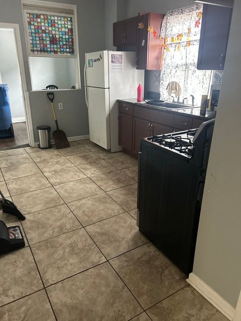 Tiny photo for 9326 S Manistee Avenue, Chicago, IL 60617 (MLS # 12450353)