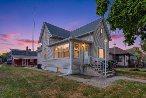 Photo of 550 W Henry Street, Kankakee, IL 60901 (MLS # 12715828)