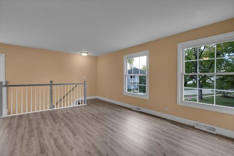 Tiny photo for 488 Darlene Lane #D, Glendale Heights, IL 60139 (MLS # 12507973)