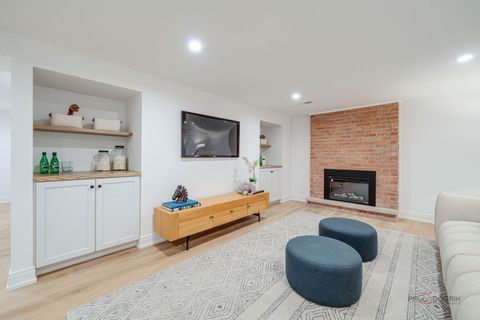 Tiny photo for 707 Brierhill Road, Deerfield, IL 60015 (MLS # 12611307)