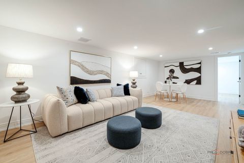 Tiny photo for 707 Brierhill Road, Deerfield, IL 60015 (MLS # 12611307)