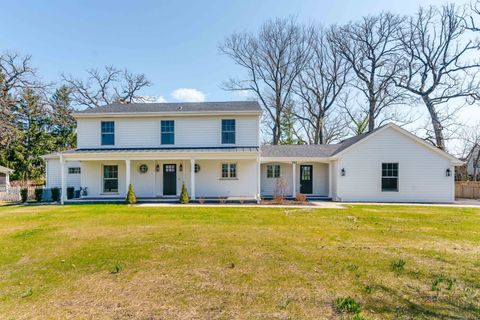 Photo of 707 Brierhill Road, Deerfield, IL 60015 (MLS # 12611307)