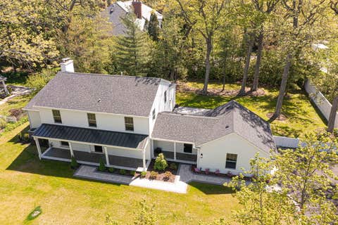 Photo of 707 Brierhill Road, Deerfield, IL 60015 (MLS # 12611307)