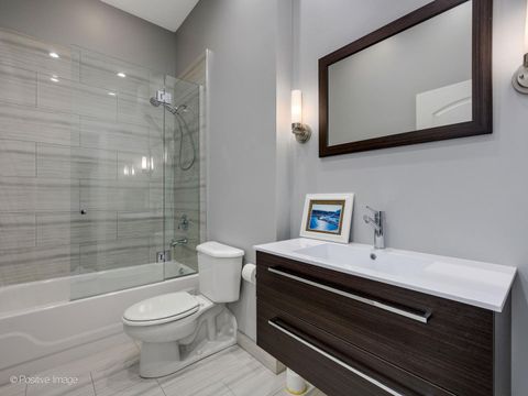 Tiny photo for 360 W ILLINOIS Street #10F, Chicago, IL 60654 (MLS # 12619330)