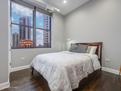 Tiny photo for 360 W ILLINOIS Street #10F, Chicago, IL 60654 (MLS # 12619330)