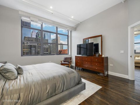 Tiny photo for 360 W ILLINOIS Street #10F, Chicago, IL 60654 (MLS # 12619330)