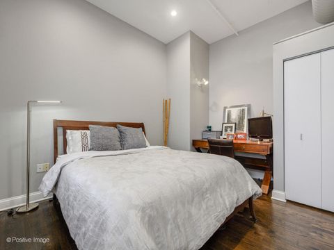 Tiny photo for 360 W ILLINOIS Street #10F, Chicago, IL 60654 (MLS # 12619330)