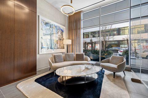 Tiny photo for 4 E Elm Street #12S, Chicago, IL 60611 (MLS # 12570277)