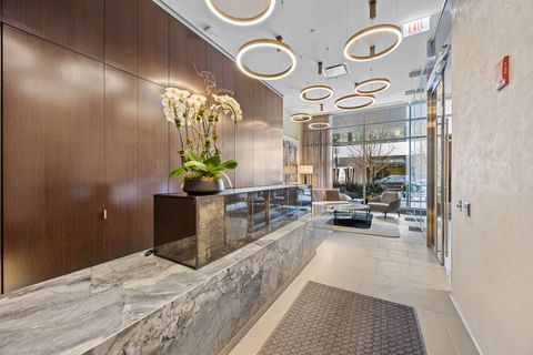 Tiny photo for 4 E Elm Street #12S, Chicago, IL 60611 (MLS # 12570277)