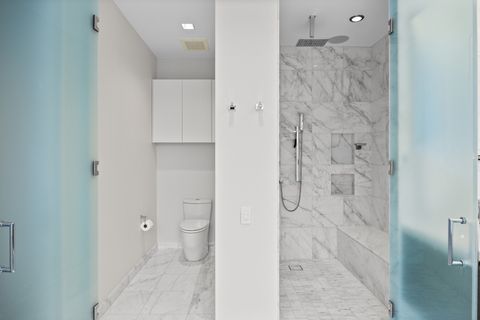 Tiny photo for 4 E Elm Street #12S, Chicago, IL 60611 (MLS # 12570277)