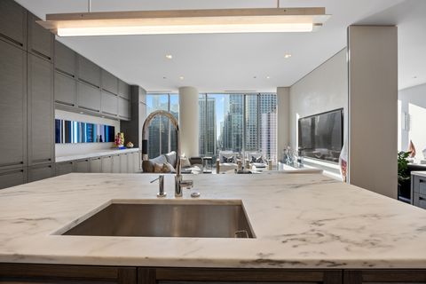 Tiny photo for 4 E Elm Street #12S, Chicago, IL 60611 (MLS # 12570277)