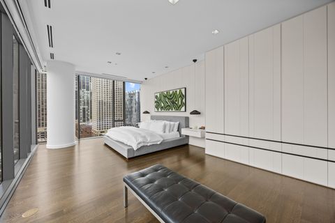 Tiny photo for 4 E Elm Street #12S, Chicago, IL 60611 (MLS # 12570277)