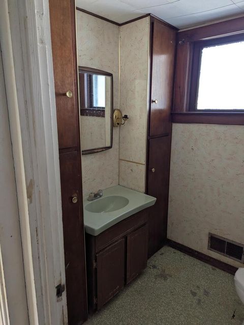 Tiny photo for 320 S 5th Street, Sheldon, IL 60966 (MLS # 12507589)