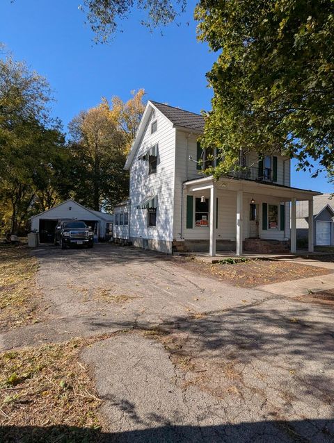 Tiny photo for 320 S 5th Street, Sheldon, IL 60966 (MLS # 12507589)