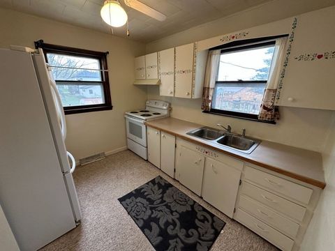 Tiny photo for 815 11th Street, Dewitt, IA 52472 (MLS # 12623682)