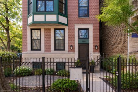 Photo of 1661 N Bell Avenue #2, Chicago, IL 60647 (MLS # 12588703)