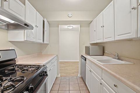 Tiny photo for 1895 Tall Oaks Drive #3508, Aurora, IL 60505 (MLS # 12615825)