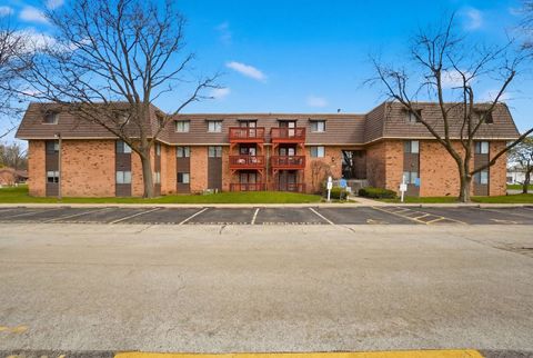 Photo of 1895 Tall Oaks Drive #3508, Aurora, IL 60505 (MLS # 12615825)