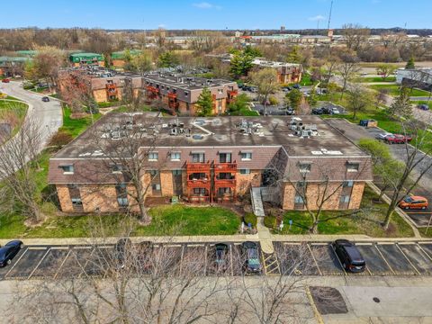 Tiny photo for 1895 Tall Oaks Drive #3508, Aurora, IL 60505 (MLS # 12615825)