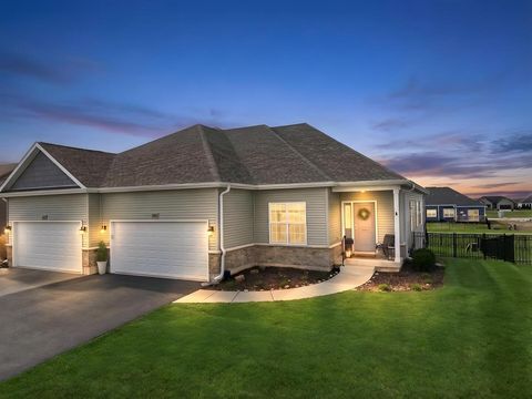 Tiny photo for 2225 Concord Drive, Sycamore, IL 60178 (MLS # 12614639)