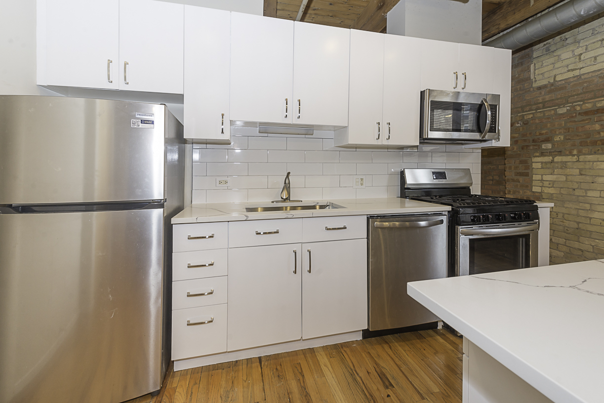 420 S Clinton Street 408A