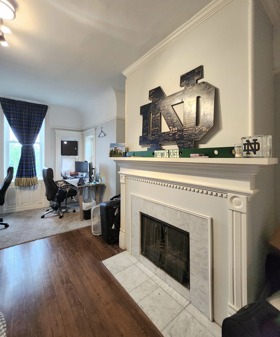 1539 N Wells Street 4