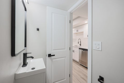 Tiny photo for 810 Gloucester Drive #126, Elk Grove Village, IL 60007 (MLS # 12782465)