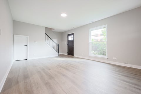 Tiny photo for 810 Gloucester Drive #126, Elk Grove Village, IL 60007 (MLS # 12782465)