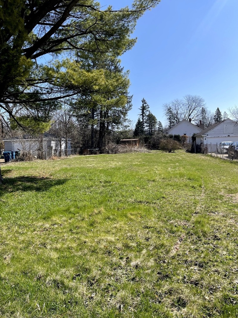 221 N Graylynn Drive