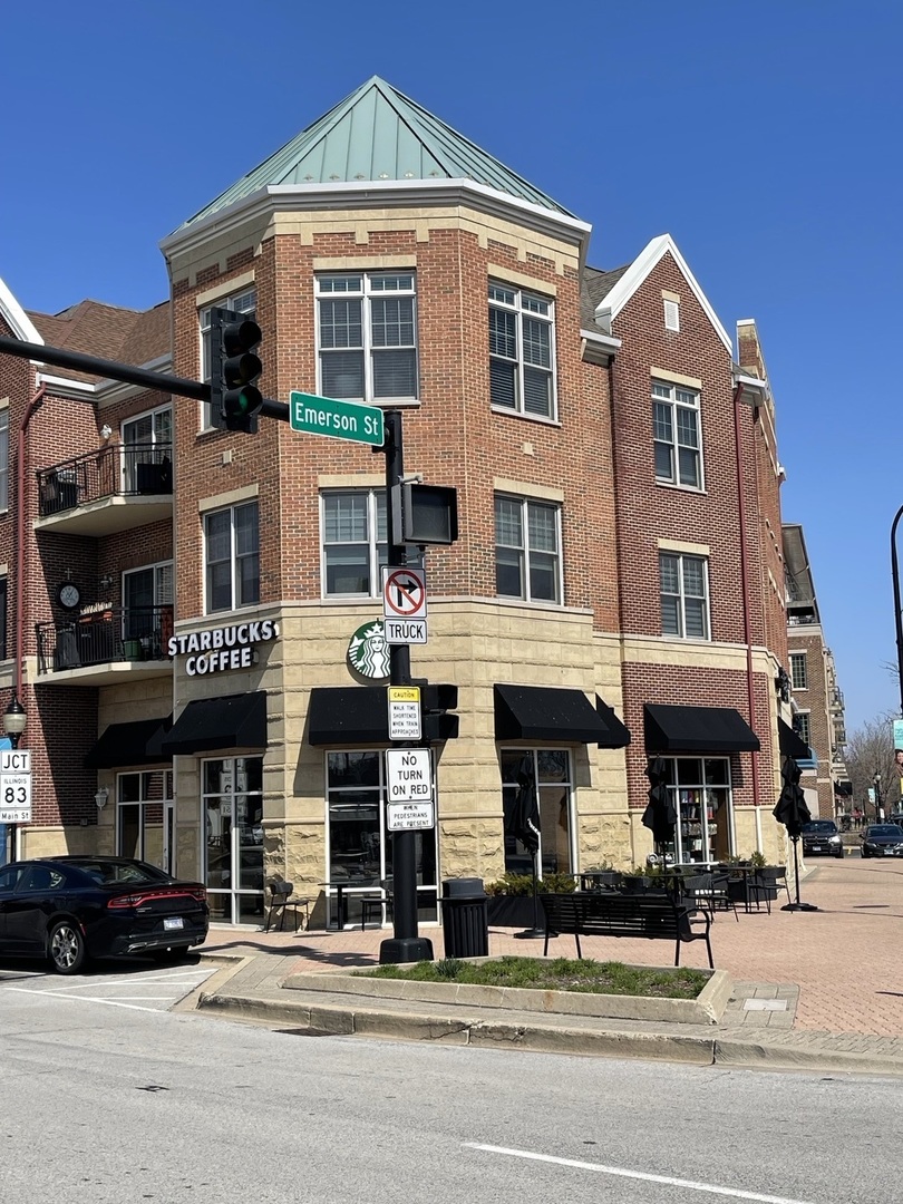 221 N Graylynn Drive