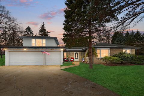 30W440 Whitney Road West Chicago IL 60185