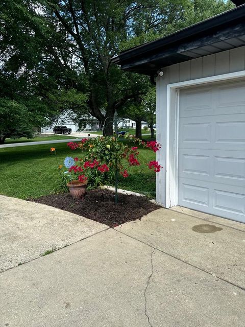 Tiny photo for 30W440 Whitney Road, West Chicago, IL 60185 (MLS # 12551963)