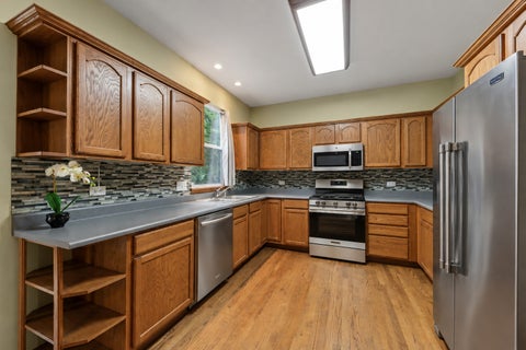 Tiny photo for 972 Canyon Trail Court, Yorkville, IL 60560 (MLS # 12567861)