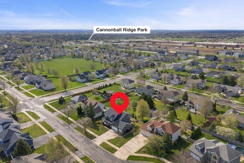 Tiny photo for 972 Canyon Trail Court, Yorkville, IL 60560 (MLS # 12567861)