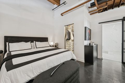 Tiny photo for 728 W Jackson Boulevard #107, Chicago, IL 60661 (MLS # 12526031)