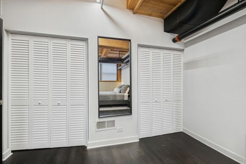 Tiny photo for 728 W Jackson Boulevard #107, Chicago, IL 60661 (MLS # 12526031)