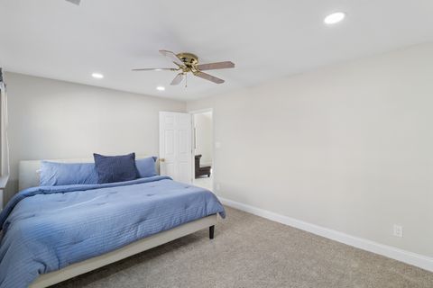 Tiny photo for 4411 S Calumet Avenue, Chicago, IL 60653 (MLS # 12590848)